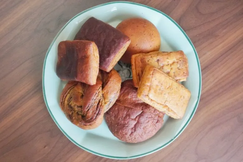 ベースブレッドの5種類のパン